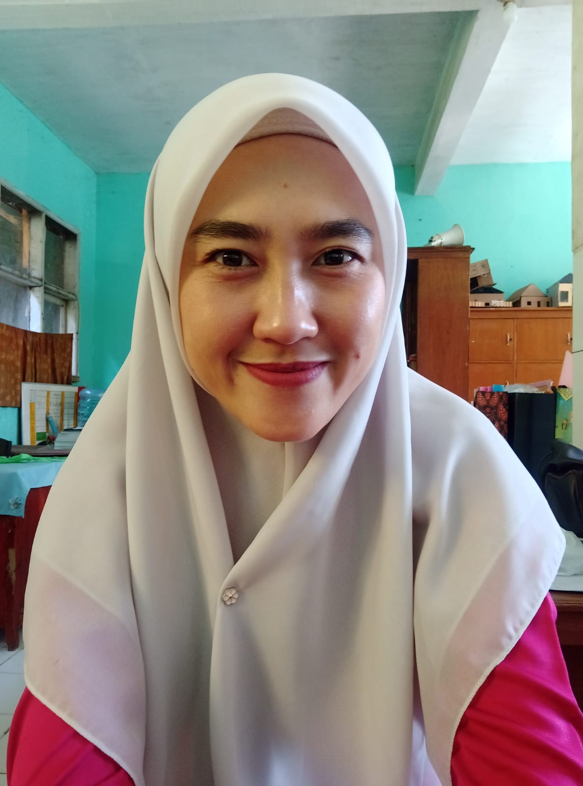 Rena Yuliana, S.Pd